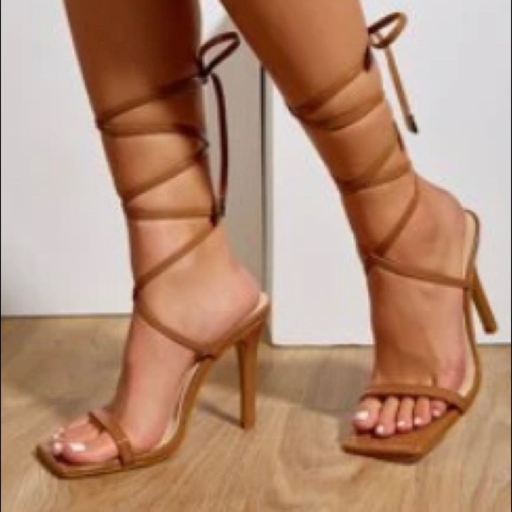 Tie Up Sandal Heel